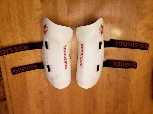 JR ROSSIGNAL SHIN GUARDS
