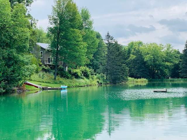 🏡 Winter Rental – Idyllic Country Escape 5 Minutes from BVSC 🏔️